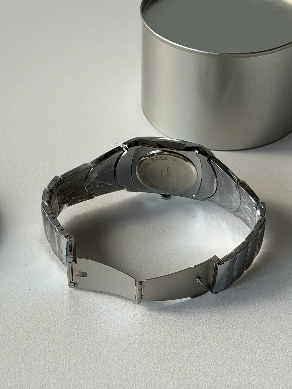 Oakley Time Bomb Style Watch – Arctic White