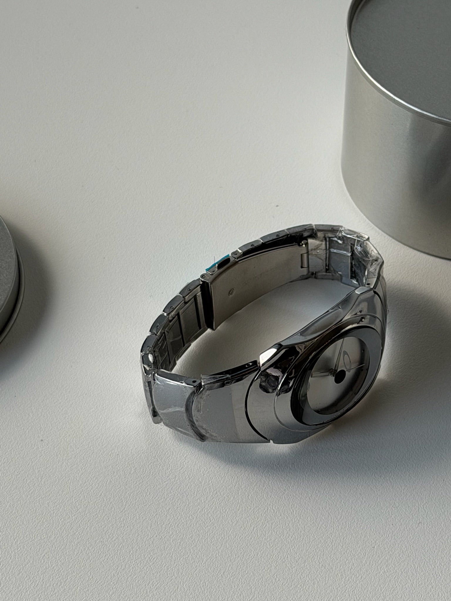 Oakley Time Bomb Style Watch – Arctic White